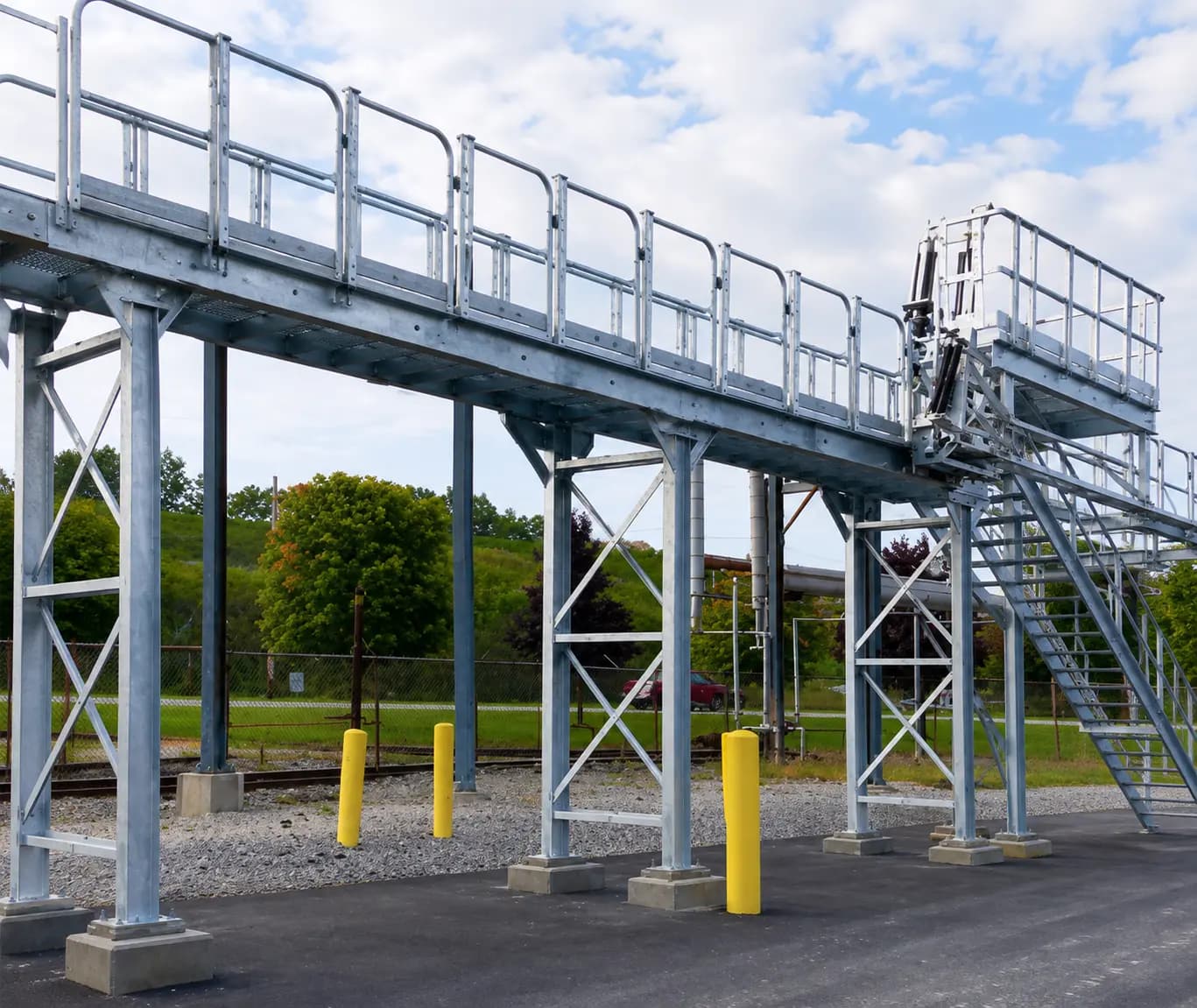 Installed industrial access platform and stair system outdoors